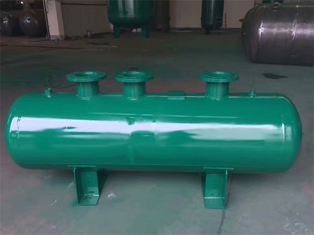 1679991473376569.jpeg 卧龙卧龙卧龙蒸汽分气缸1.jpeg